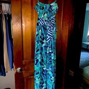 Lilly Pulitzer Nila Jumpsuit Size 00. Adjustable straps 33 inch inseam.